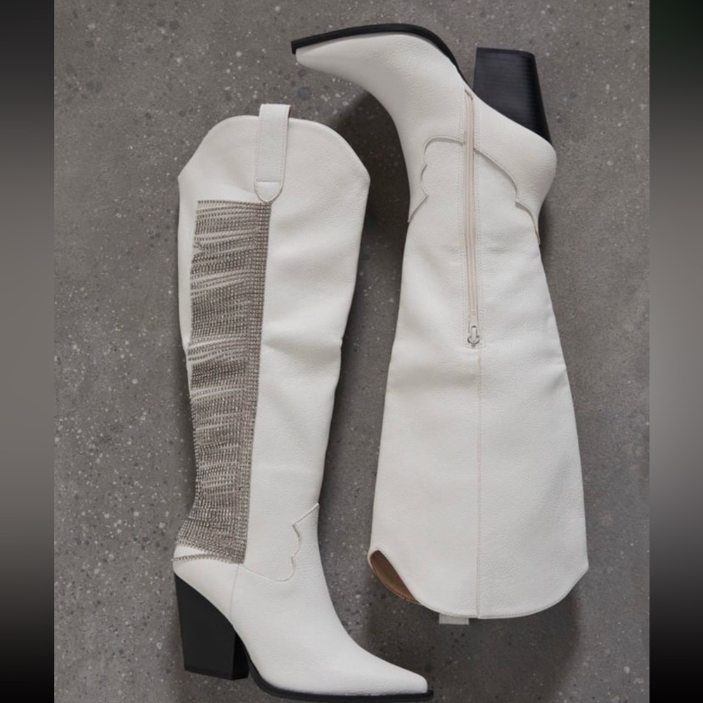 Vici Bellatrix Rhinestone Fringe White Western Boot Oasis Society